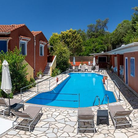 Vliho Bay Boutique Hotel Yénion Eksteriør billede