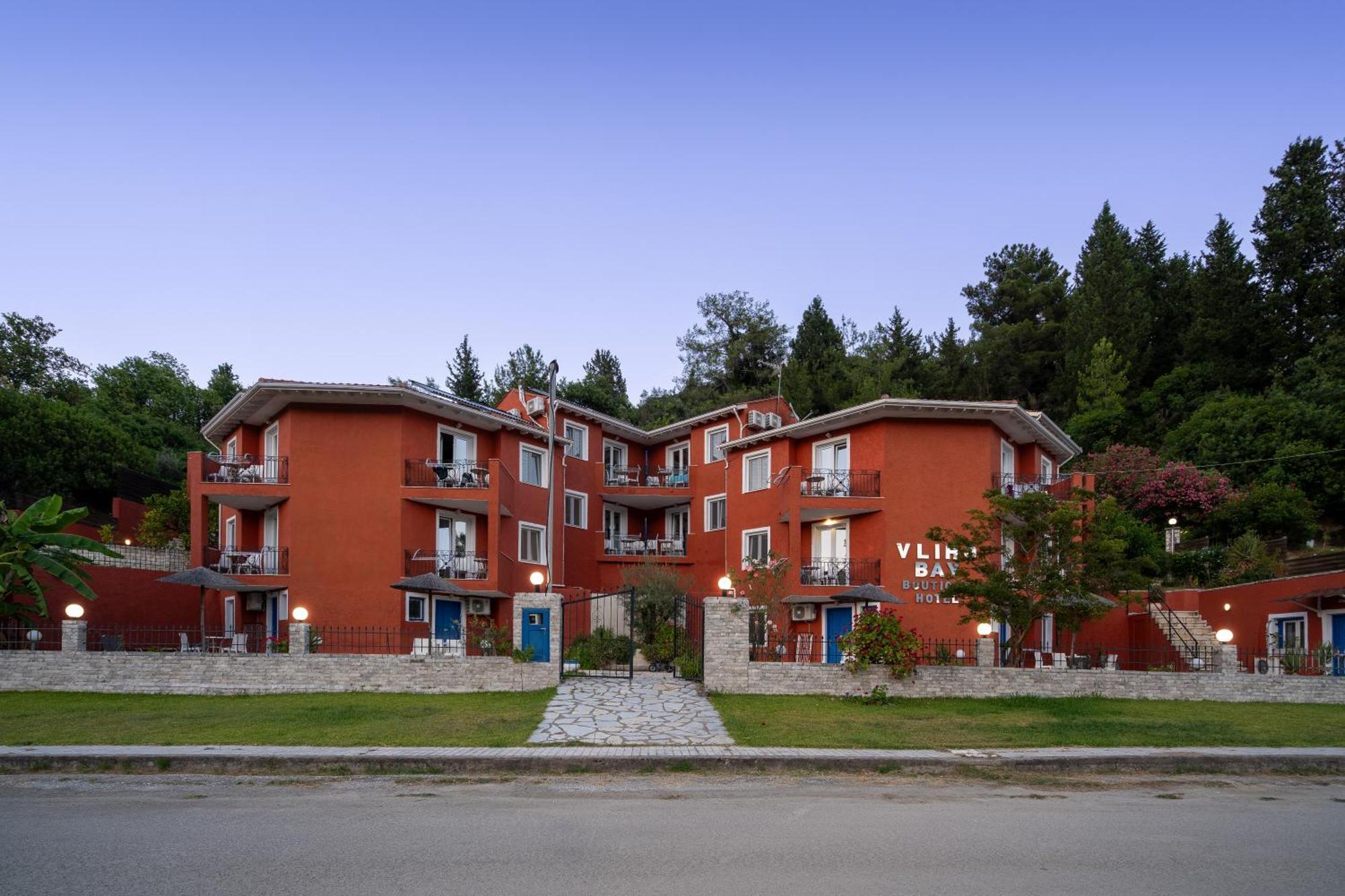 Vliho Bay Boutique Hotel Yénion Eksteriør billede