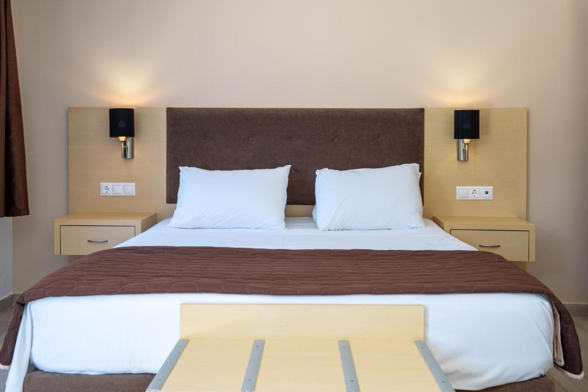 Vliho Bay Boutique Hotel Yénion Værelse billede