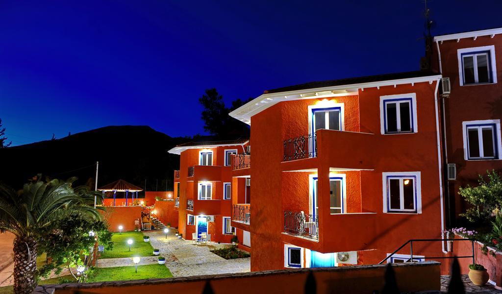 Vliho Bay Boutique Hotel Yénion Eksteriør billede