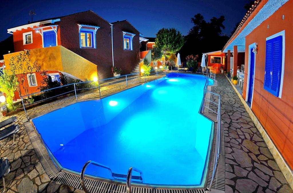 Vliho Bay Boutique Hotel Yénion Eksteriør billede